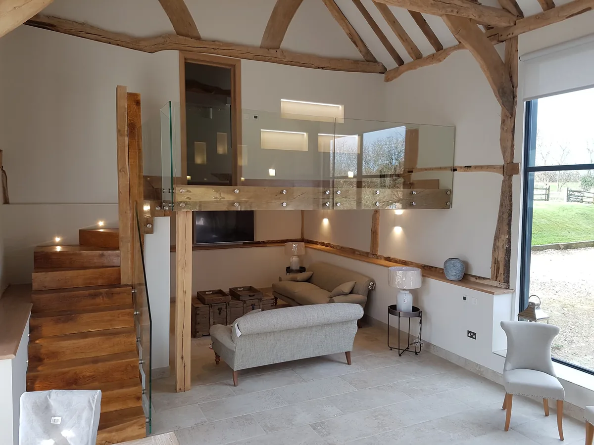 Bespoke glass installation by Fast Glass — project 1