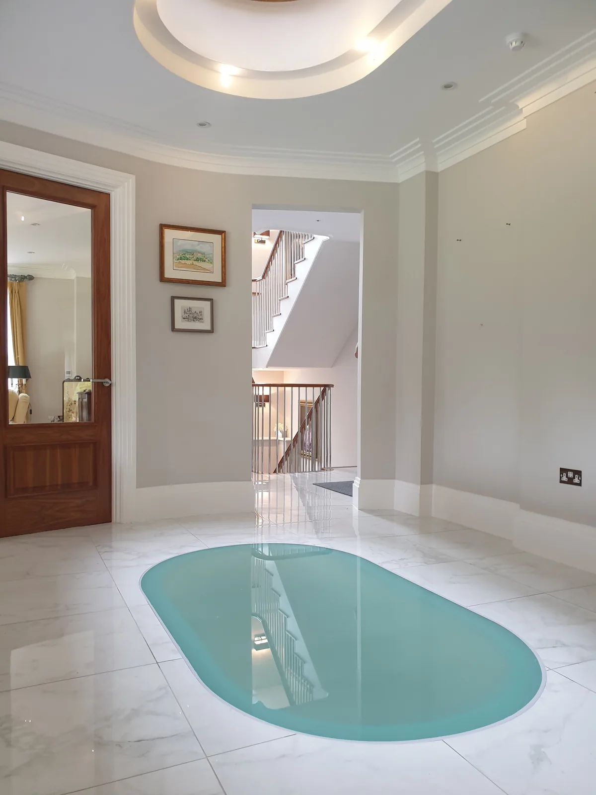 Bespoke glass installation by Fast Glass — project 8