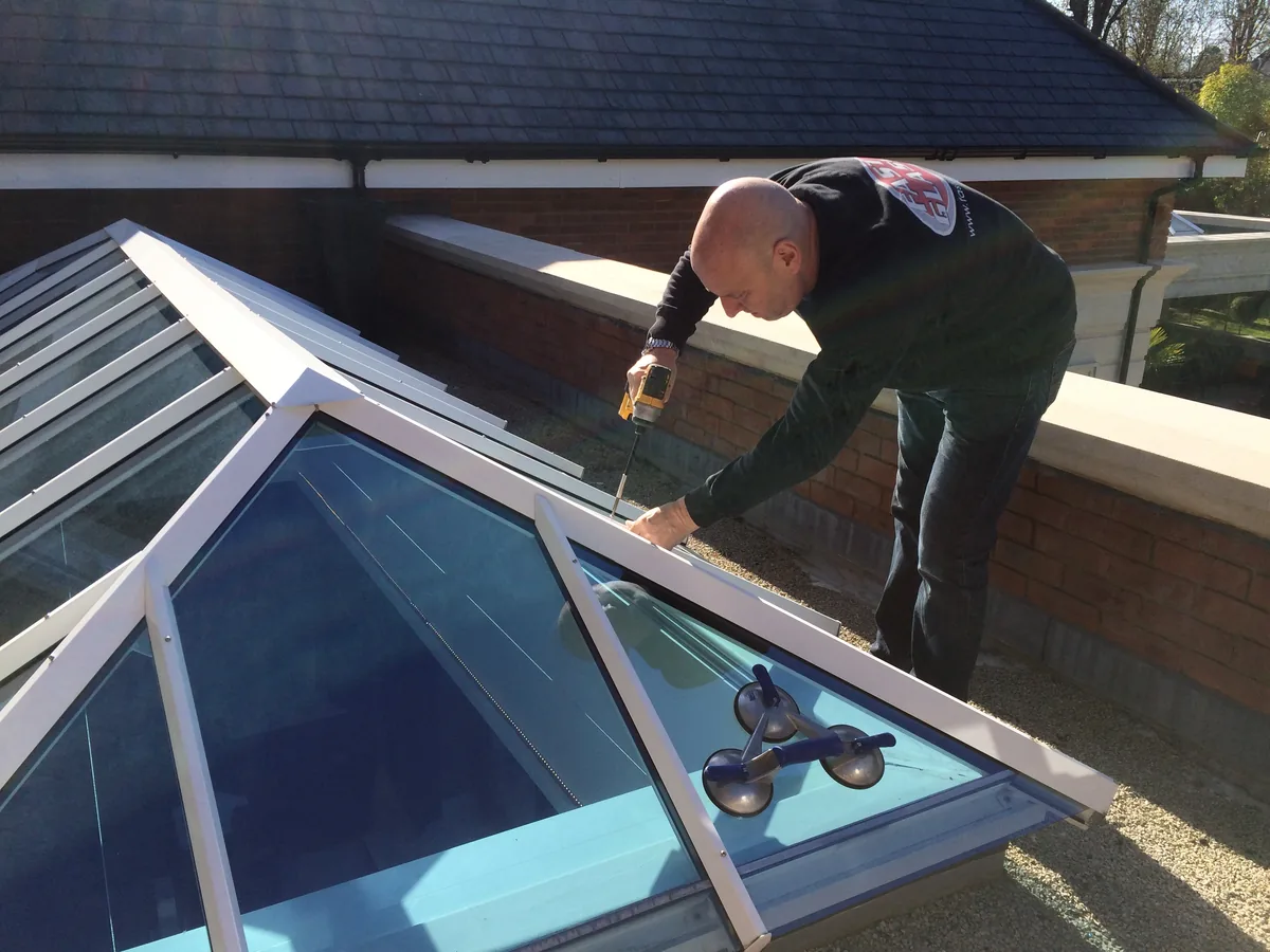 Glass repair by Fast Glass in Surrey — project 4