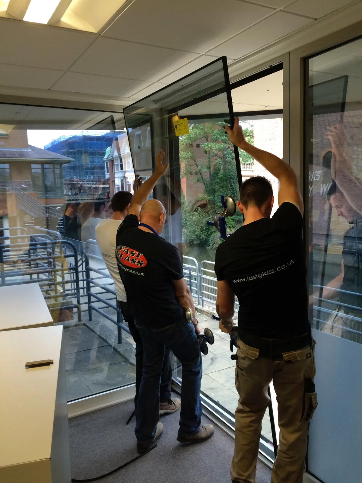 Glass repair by Fast Glass in Surrey — project 8
