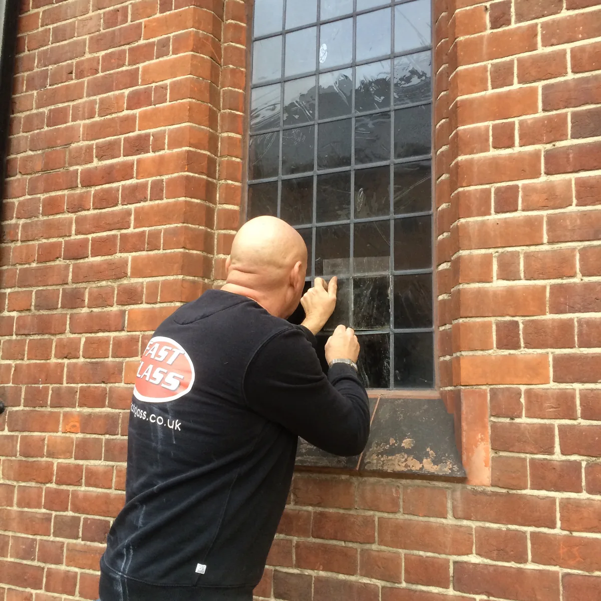 Glass repair by Fast Glass in Surrey — project 10
