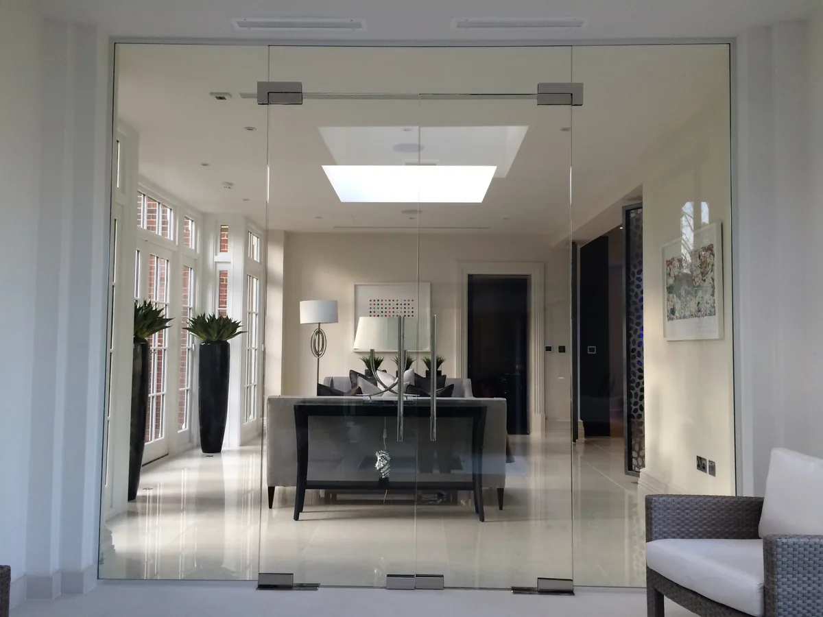 Glass partition installed by Fast Glass — project 11