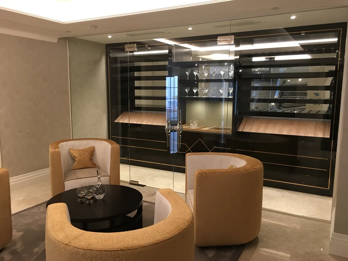 Glass partition installed by Fast Glass — project 13
